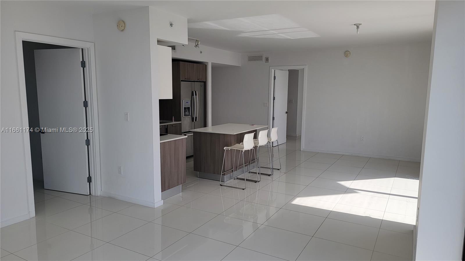 5252 PASEO CONDO - Residential