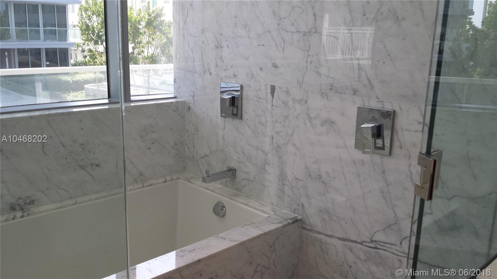 SOUTH POINTE - Residential Lease