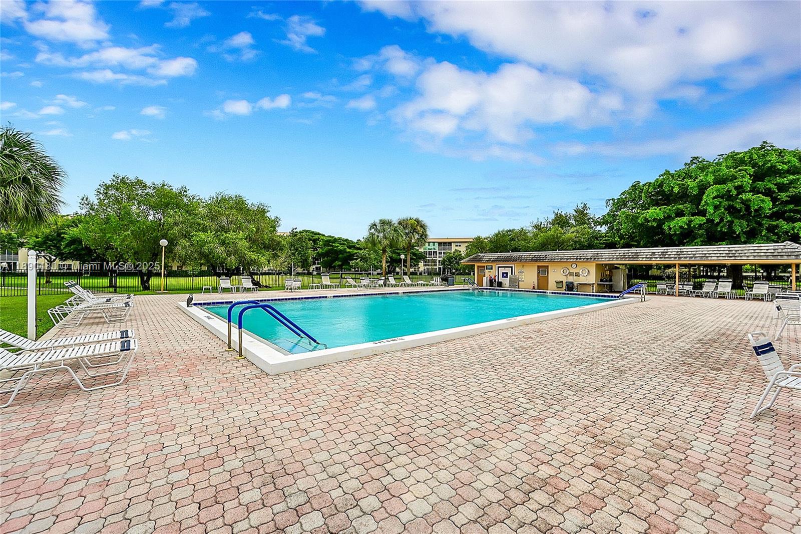 ABACO VILLAGE F CONDO - Residential