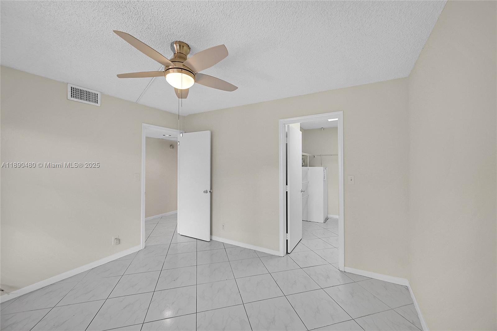 ABACO VILLAGE F CONDO - Residential