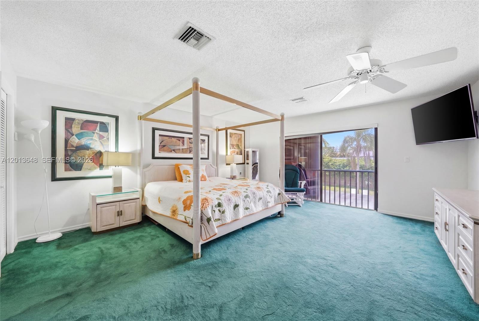 KINGS GROVE - Residential