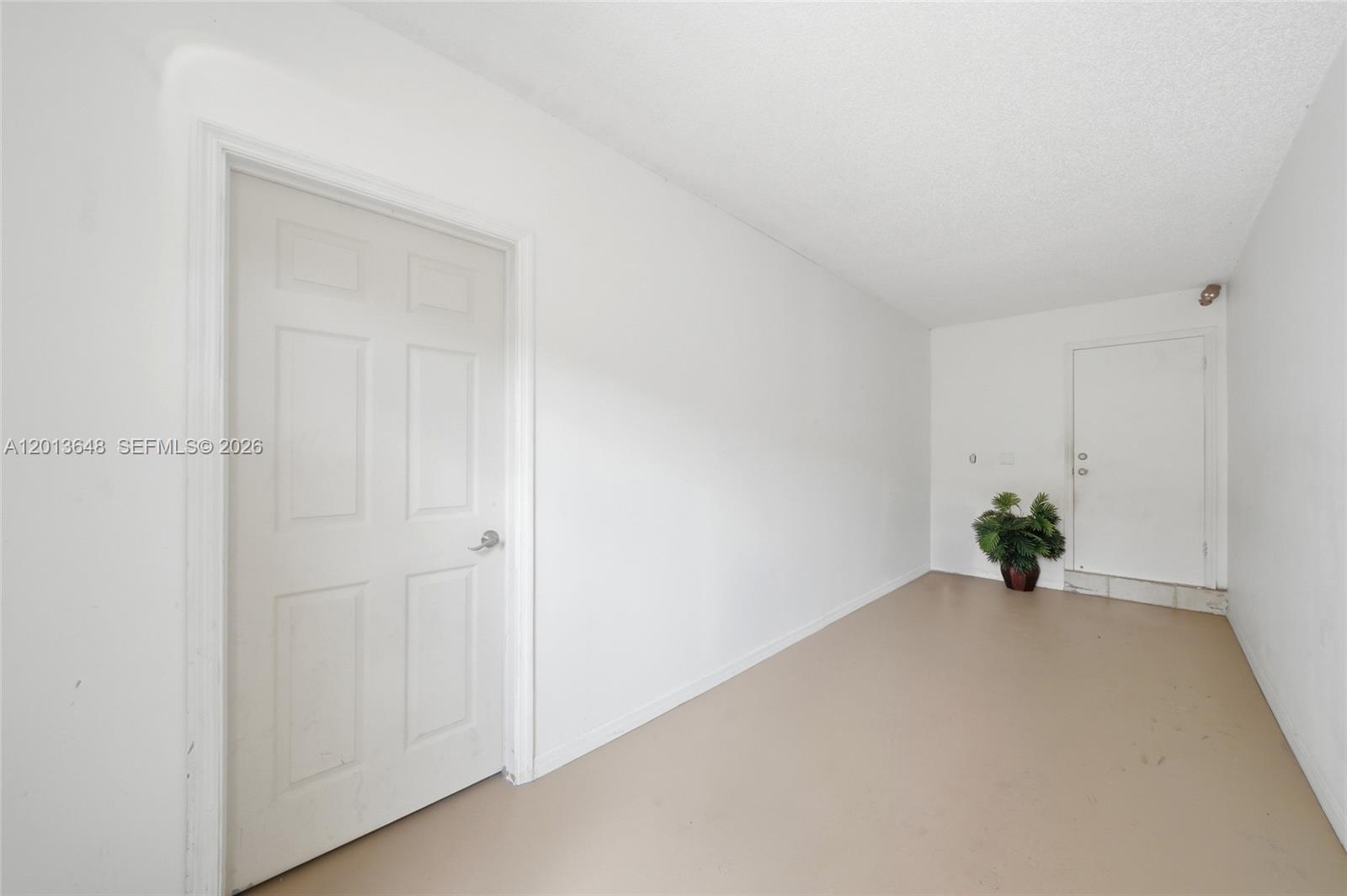KINGS GROVE - Residential