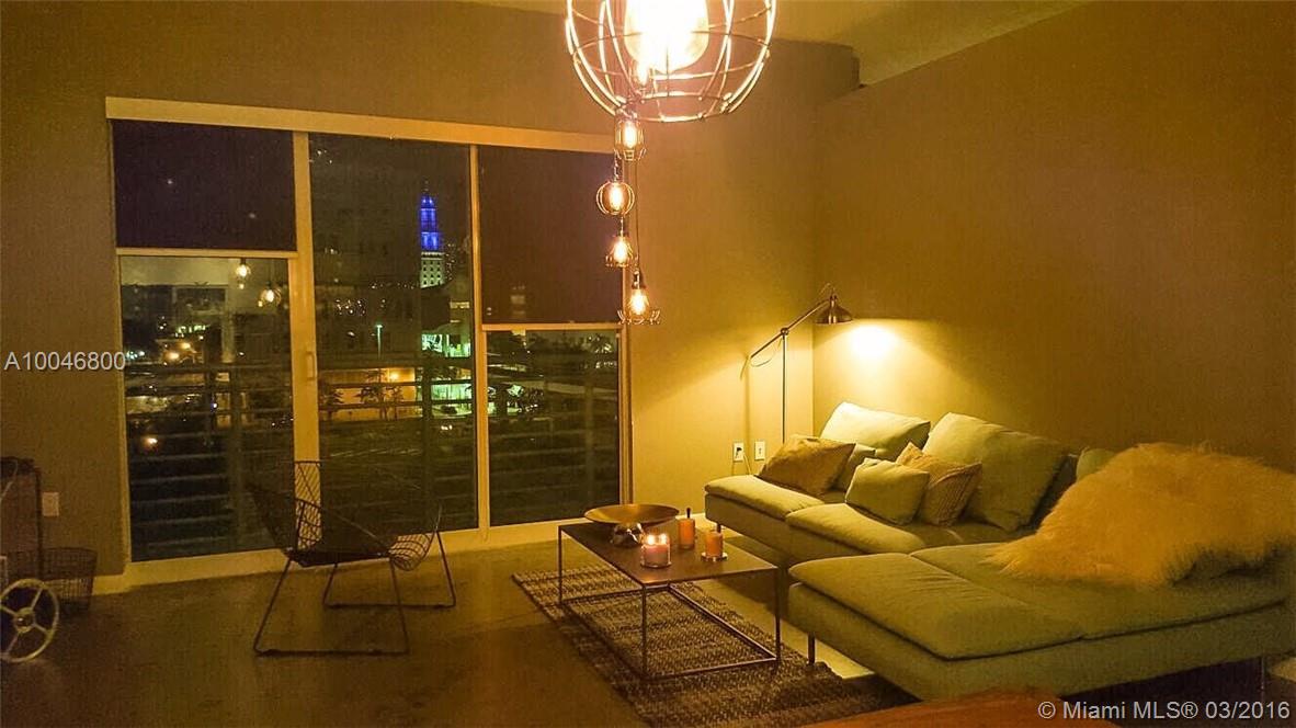 Loft Downtown 02 Condo - Residential Lease