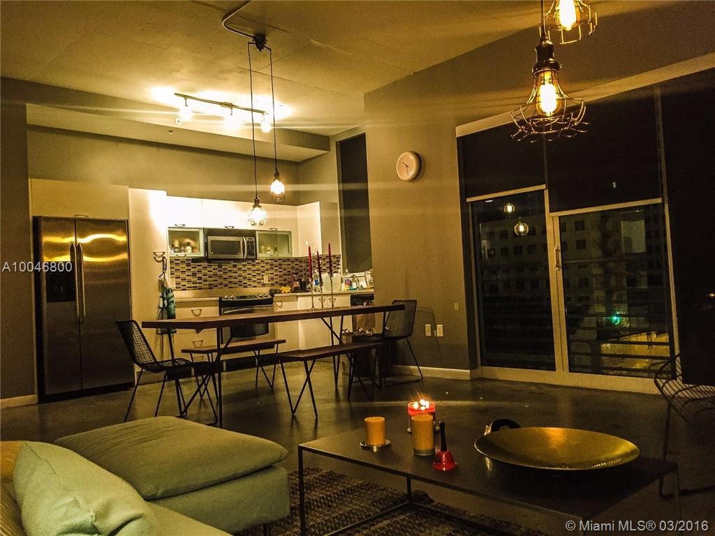 Loft Downtown 02 Condo - Residential Lease