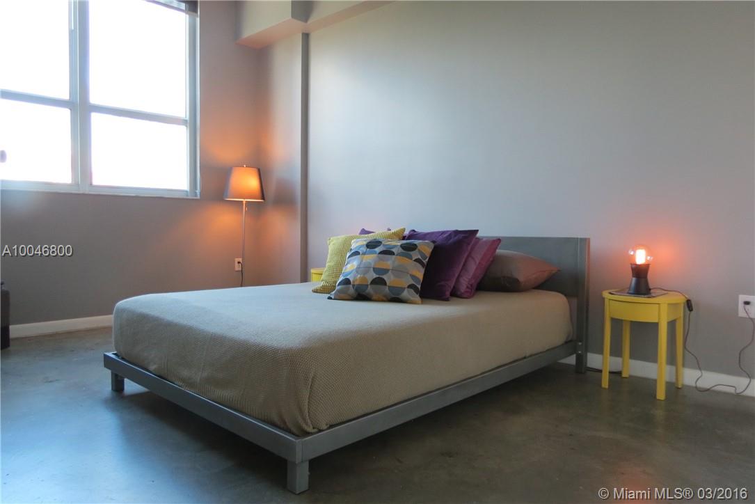 Loft Downtown 02 Condo - Residential Lease