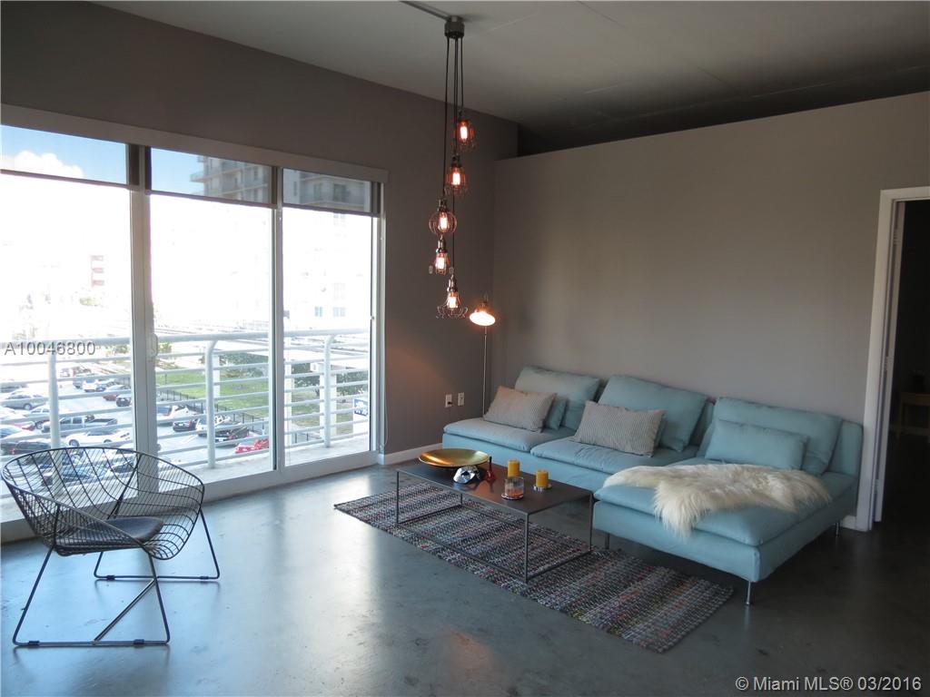 Loft Downtown 02 Condo - Residential Lease