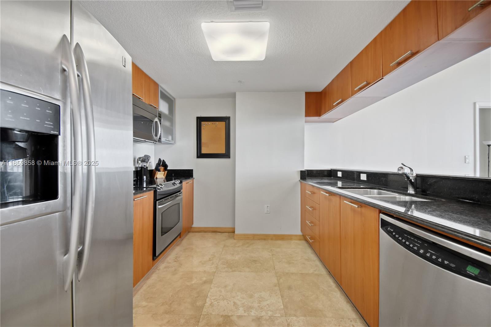 1800 CLUB CONDO - Residential