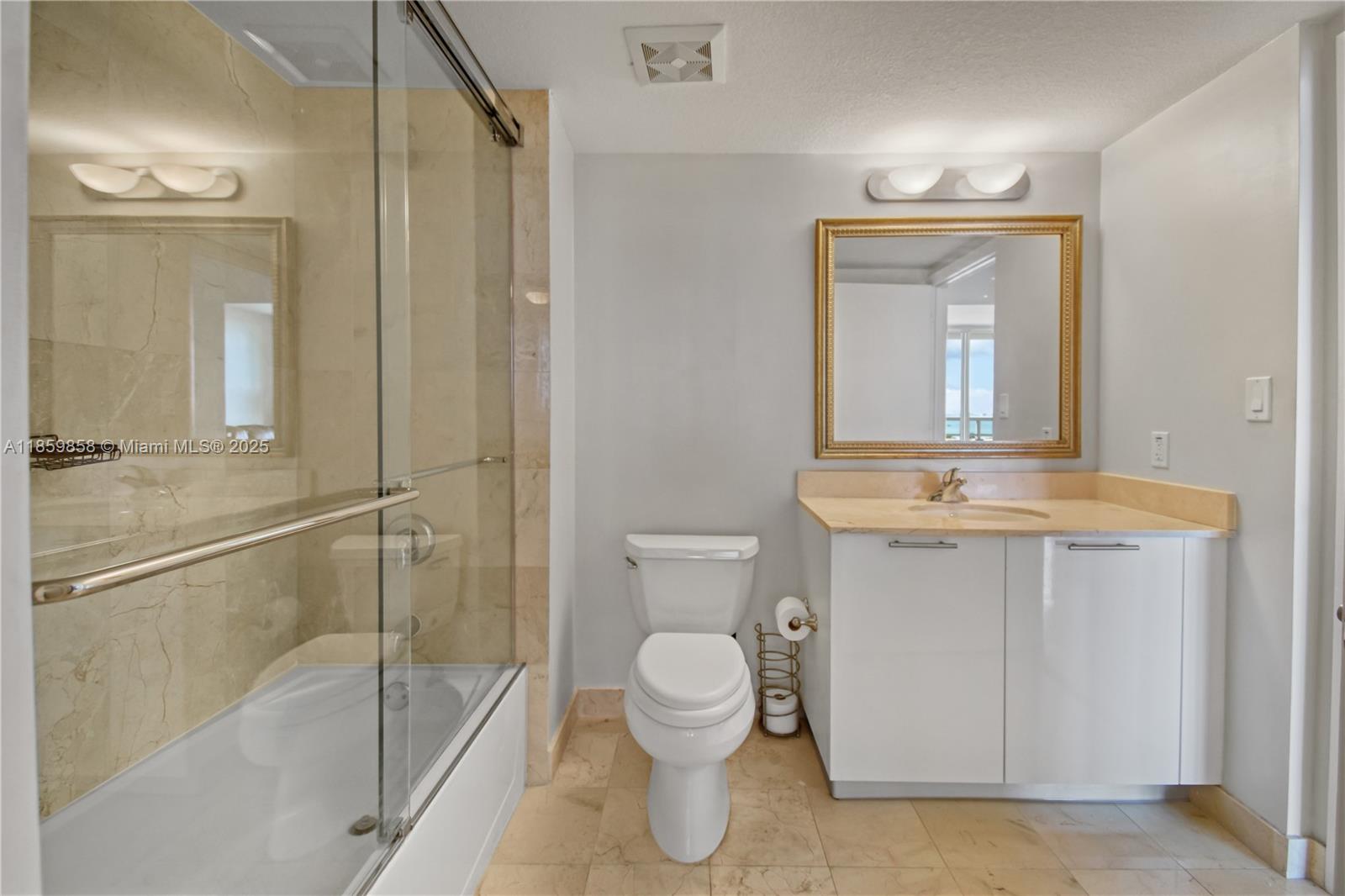 1800 CLUB CONDO - Residential