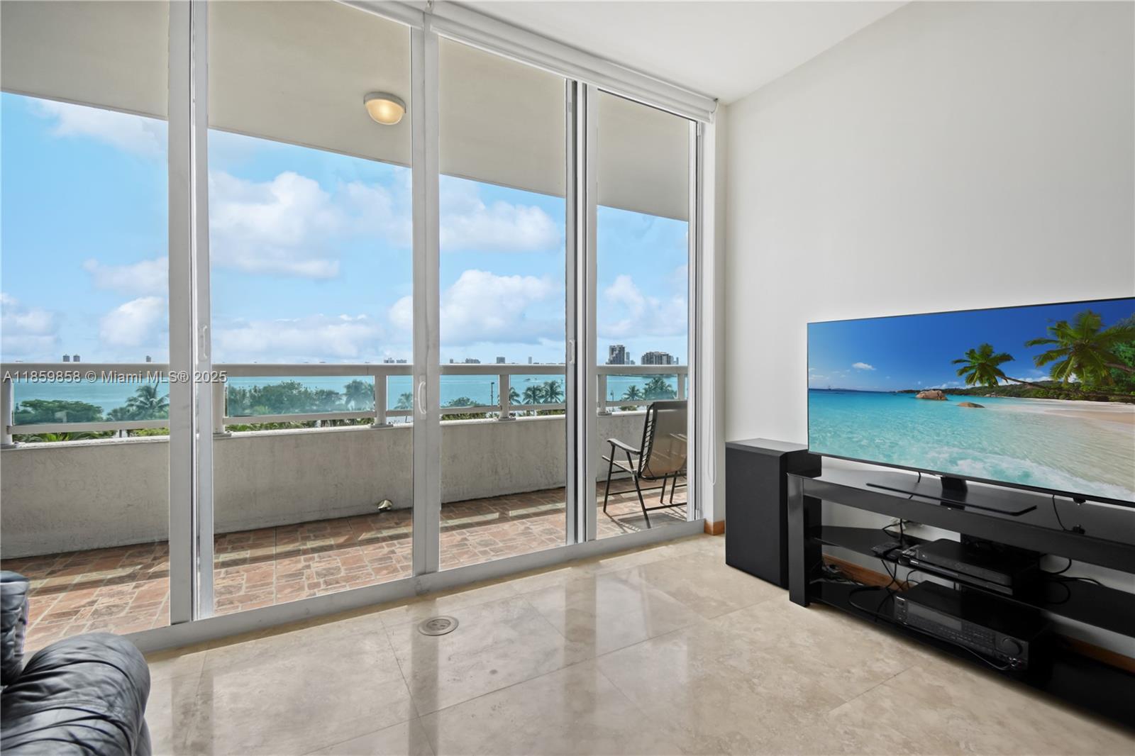1800 N Bayshore Dr 509