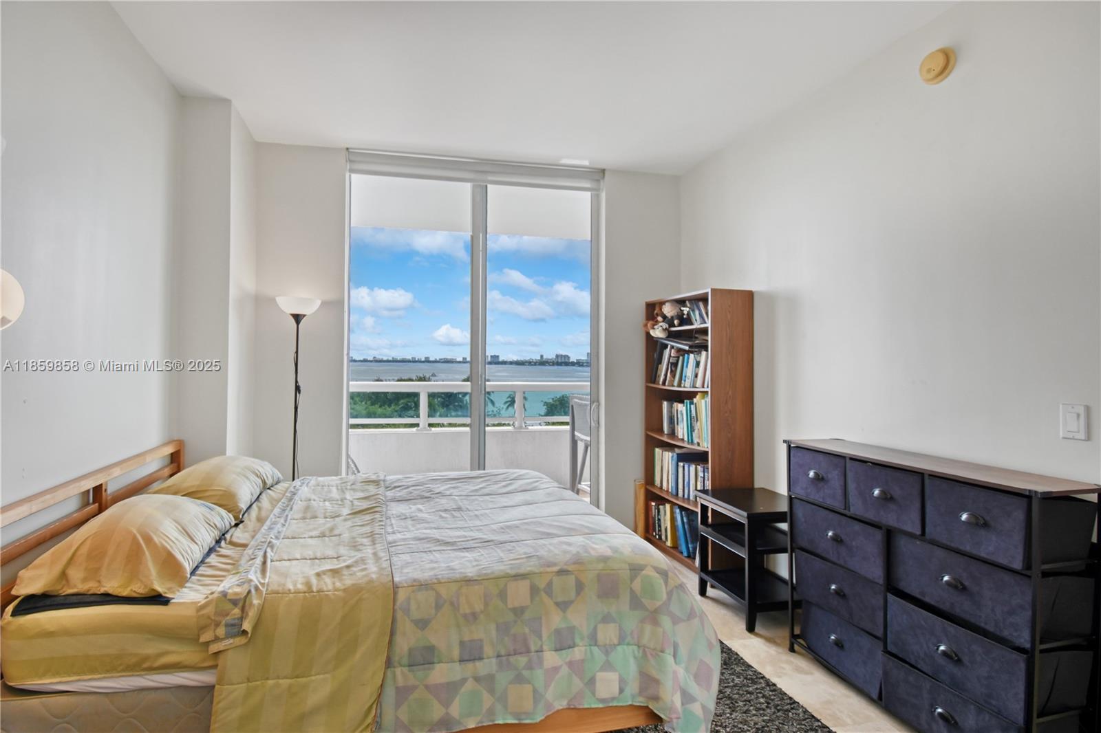 1800 CLUB CONDO - Residential