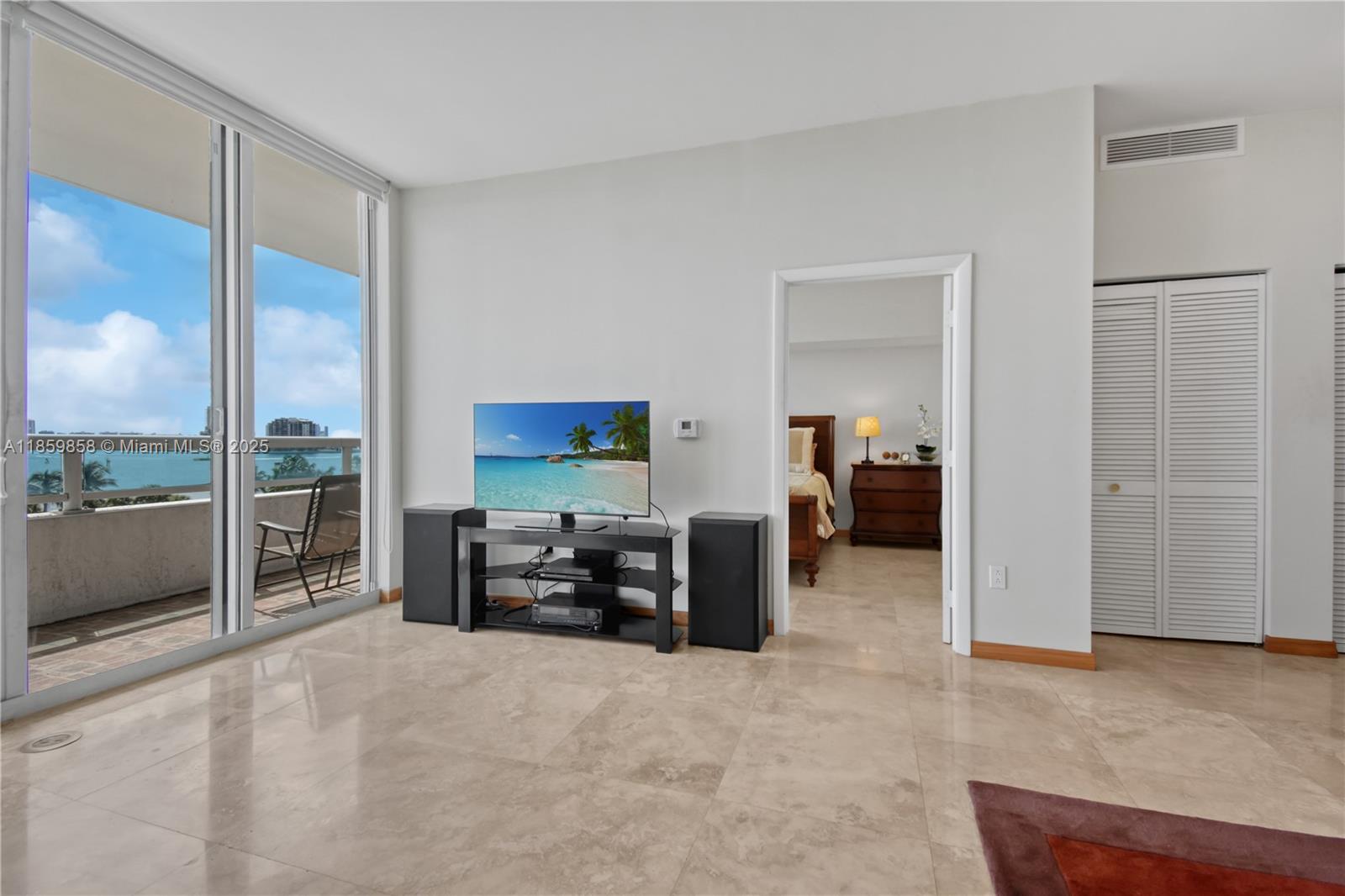 1800 N Bayshore Dr 509