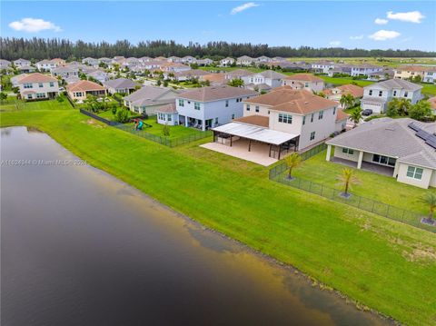 A home in Loxahatchee