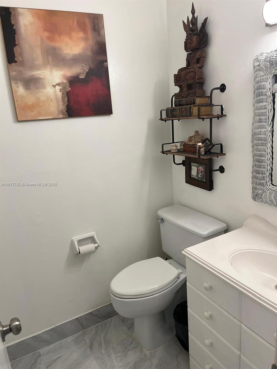HIGH POINT OF DELRAY BEAC - Residential Lease