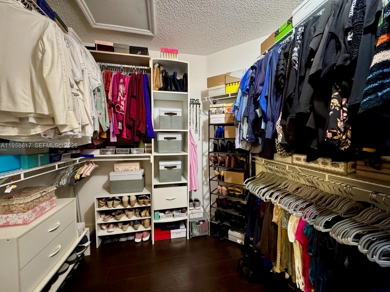 DORAL LANDINGS EAST - Residential