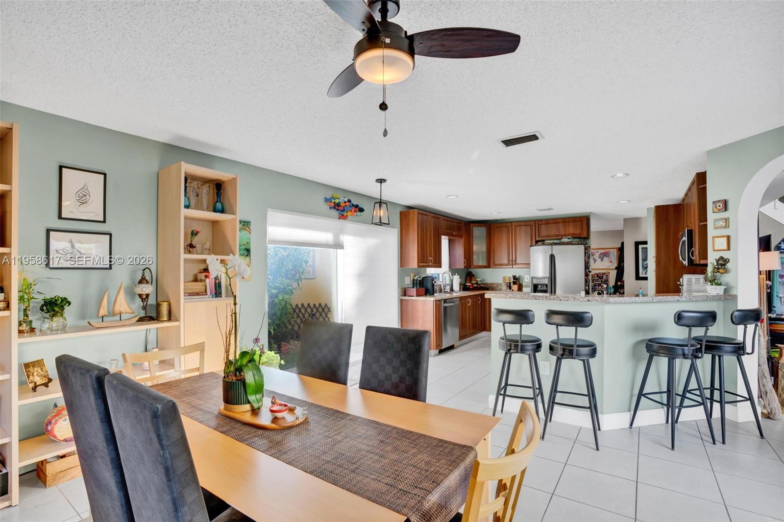 DORAL LANDINGS EAST - Residential