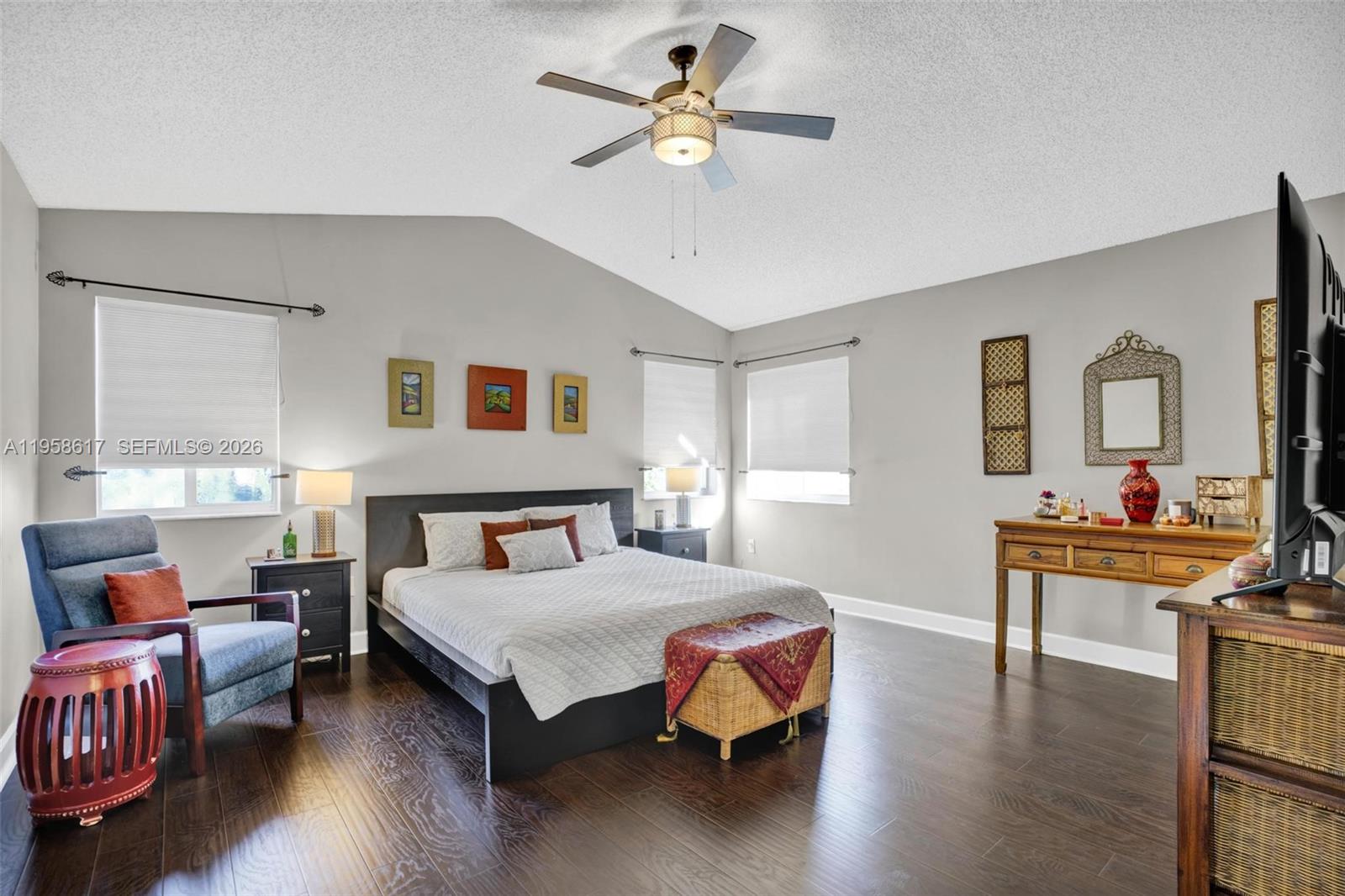 DORAL LANDINGS EAST - Residential