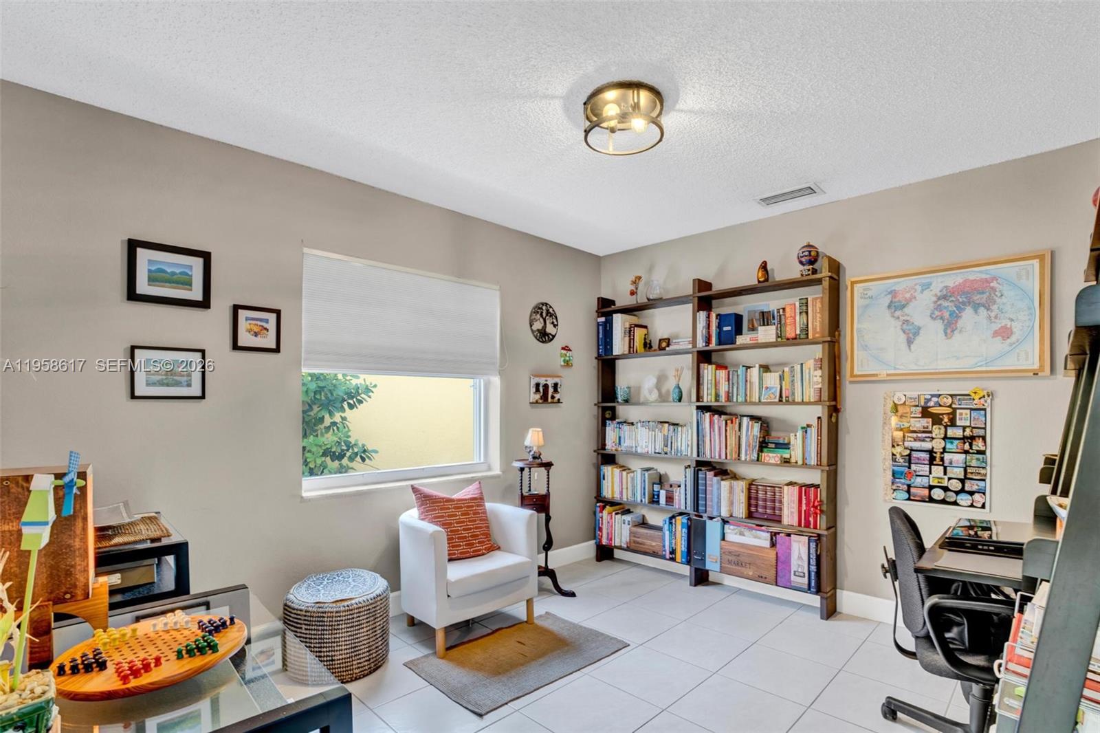 DORAL LANDINGS EAST - Residential