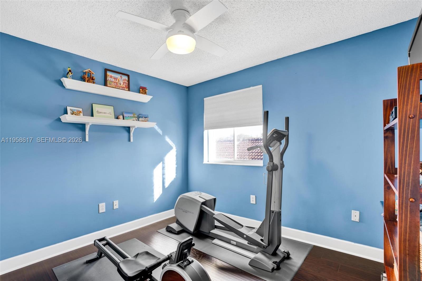 DORAL LANDINGS EAST - Residential