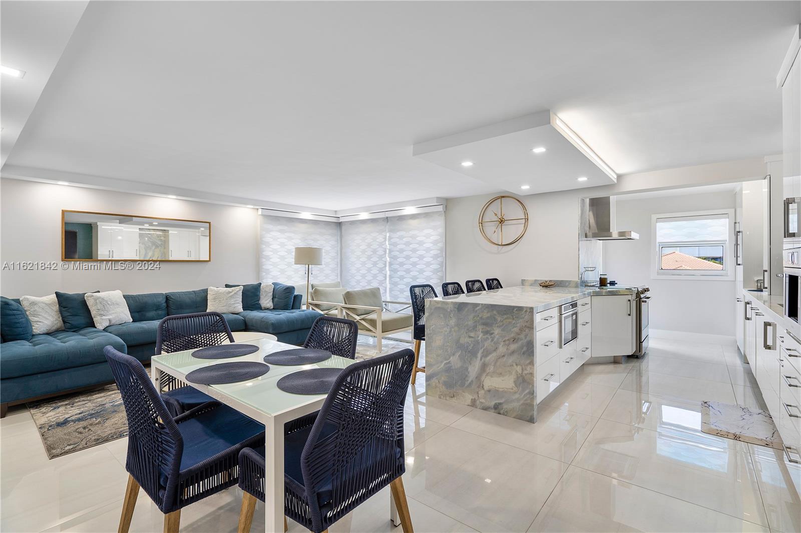 HILLSBORO ISLAND HOUSE CO - Residential Lease