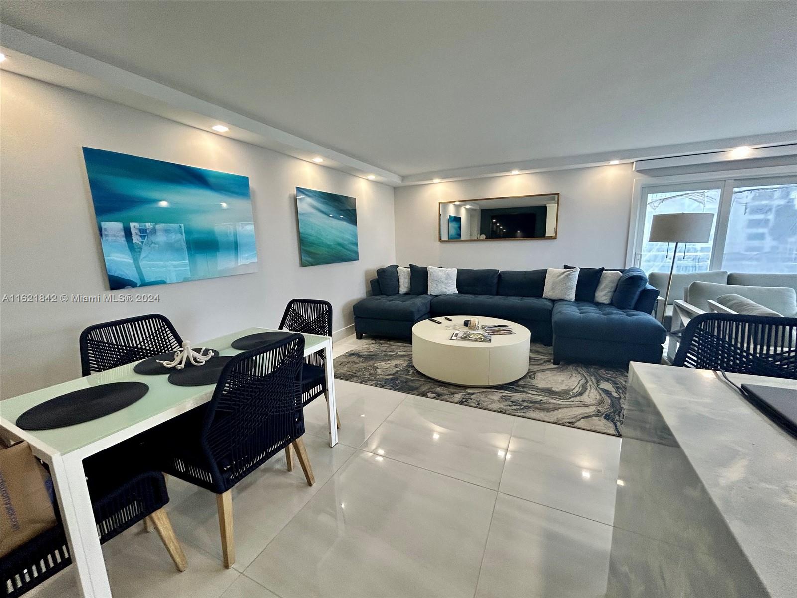 HILLSBORO ISLAND HOUSE CO - Residential Lease