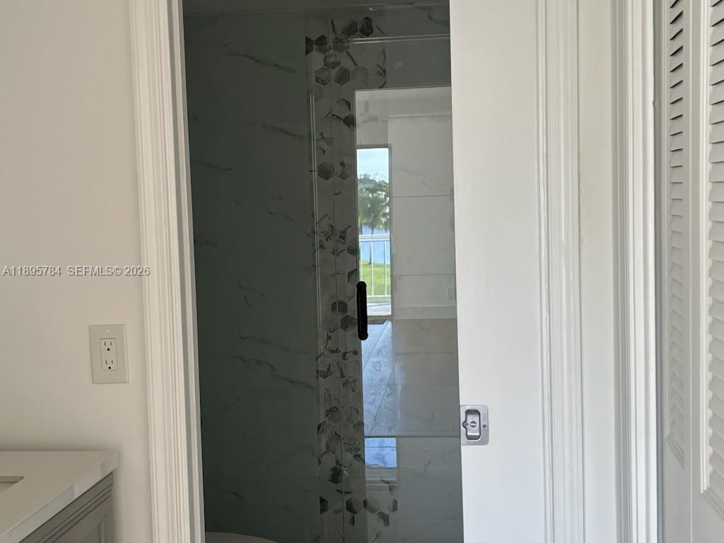 ATLANTIS SHERBROOKE VILLA - Residential