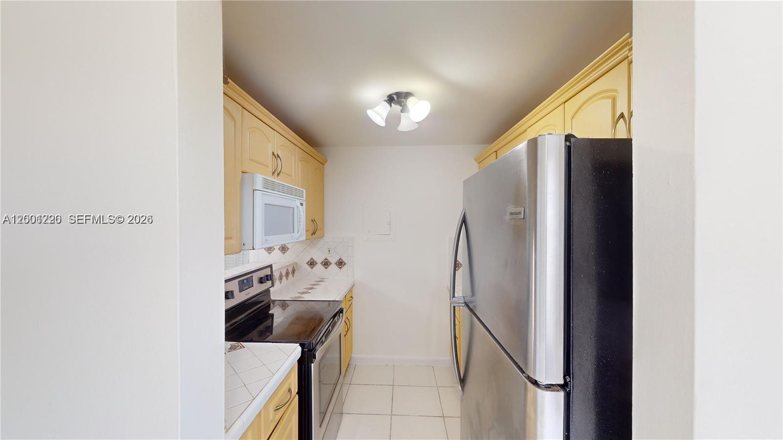 FLAGLER PLAZA CONDO - Residential Lease