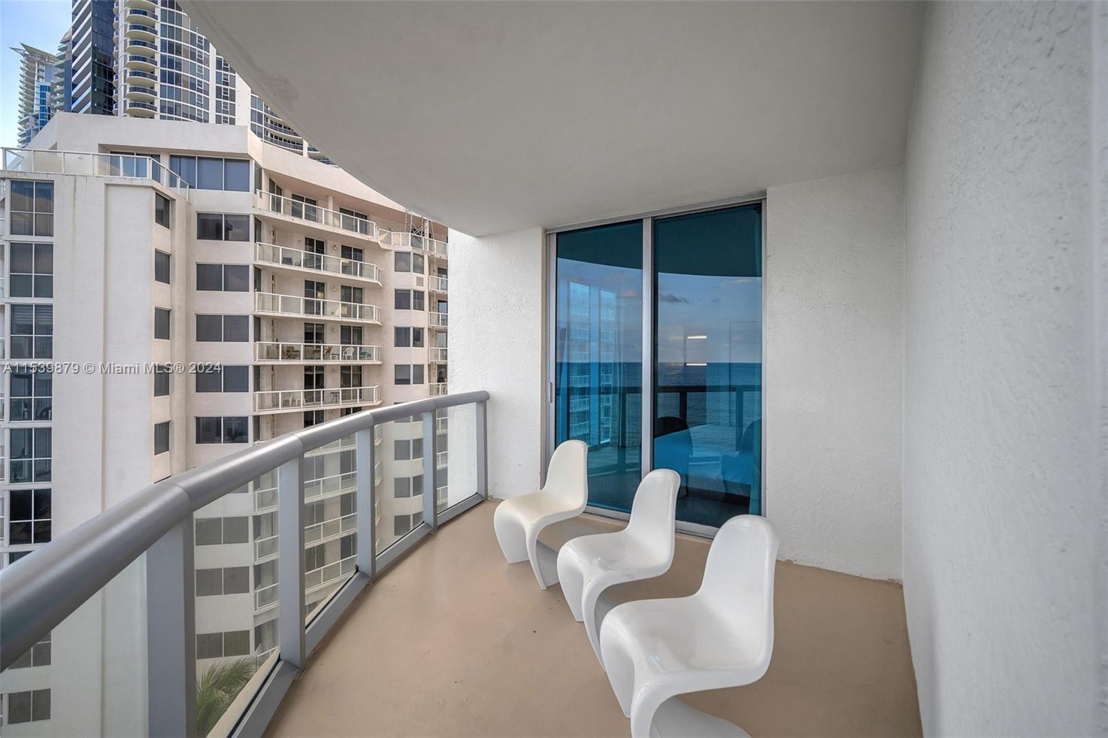 SOLE CONDO - Residential
