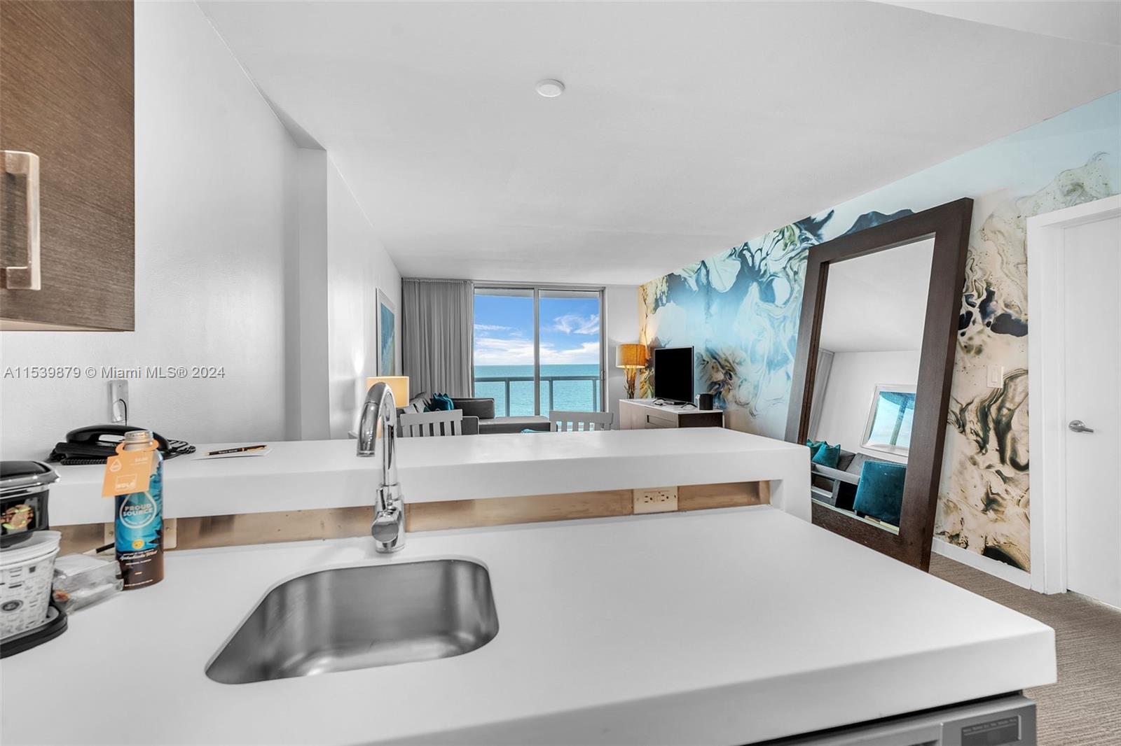 SOLE CONDO - Residential