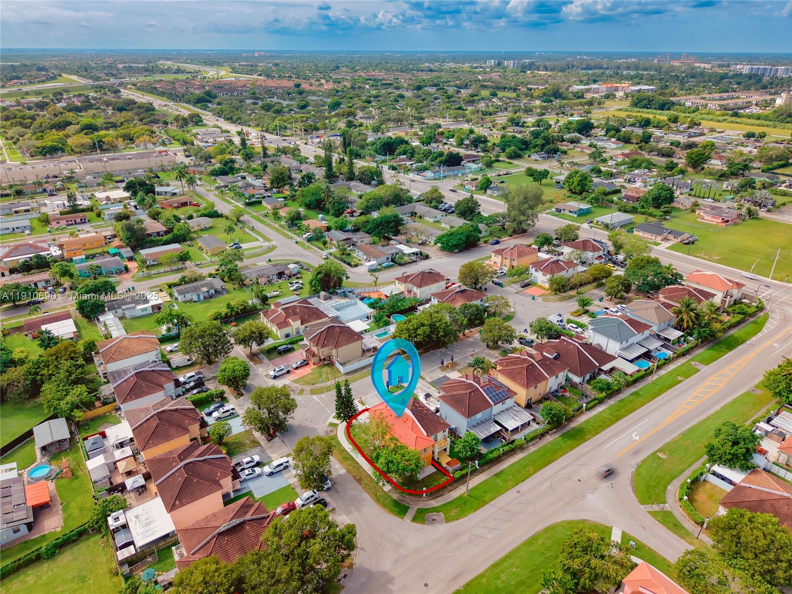 NARANJA GARDENS - Residential