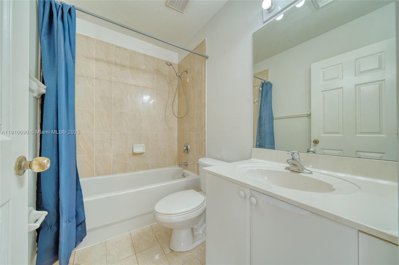 NARANJA GARDENS - Residential