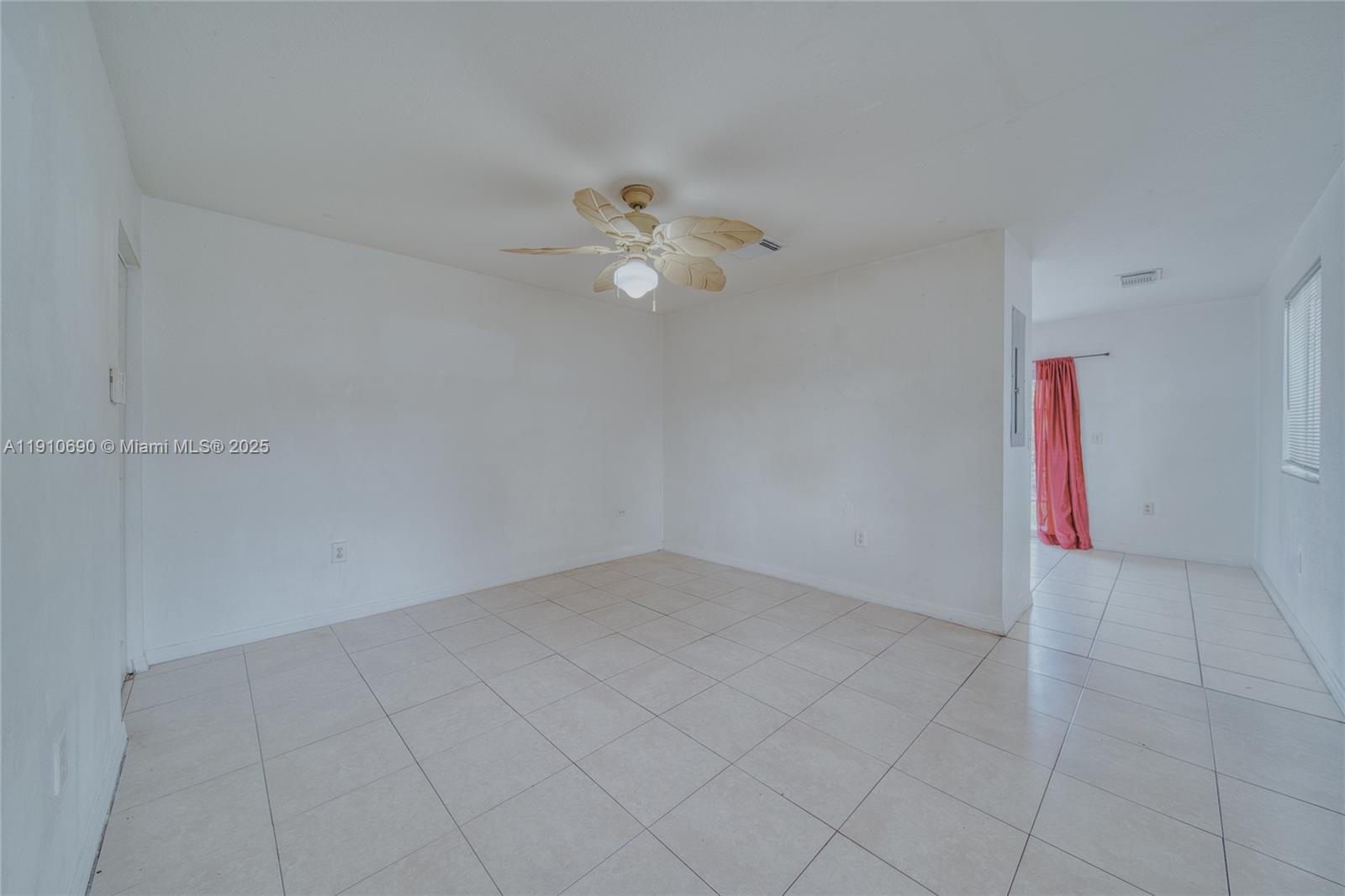 NARANJA GARDENS - Residential