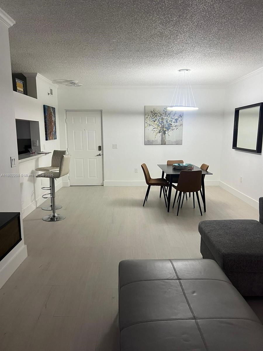 PORTO BELLAGIO CONDO - Residential