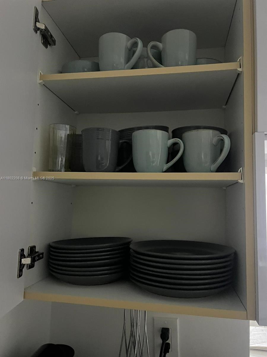 PORTO BELLAGIO CONDO - Residential