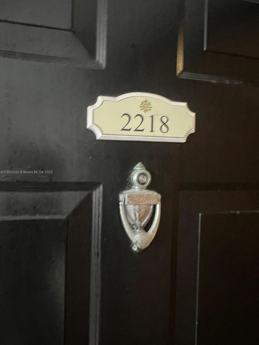 Beautiful 2/2 all furniture apartment, washer and dryer inside unit  .resort style amenities. ready to move inn , dont miss it