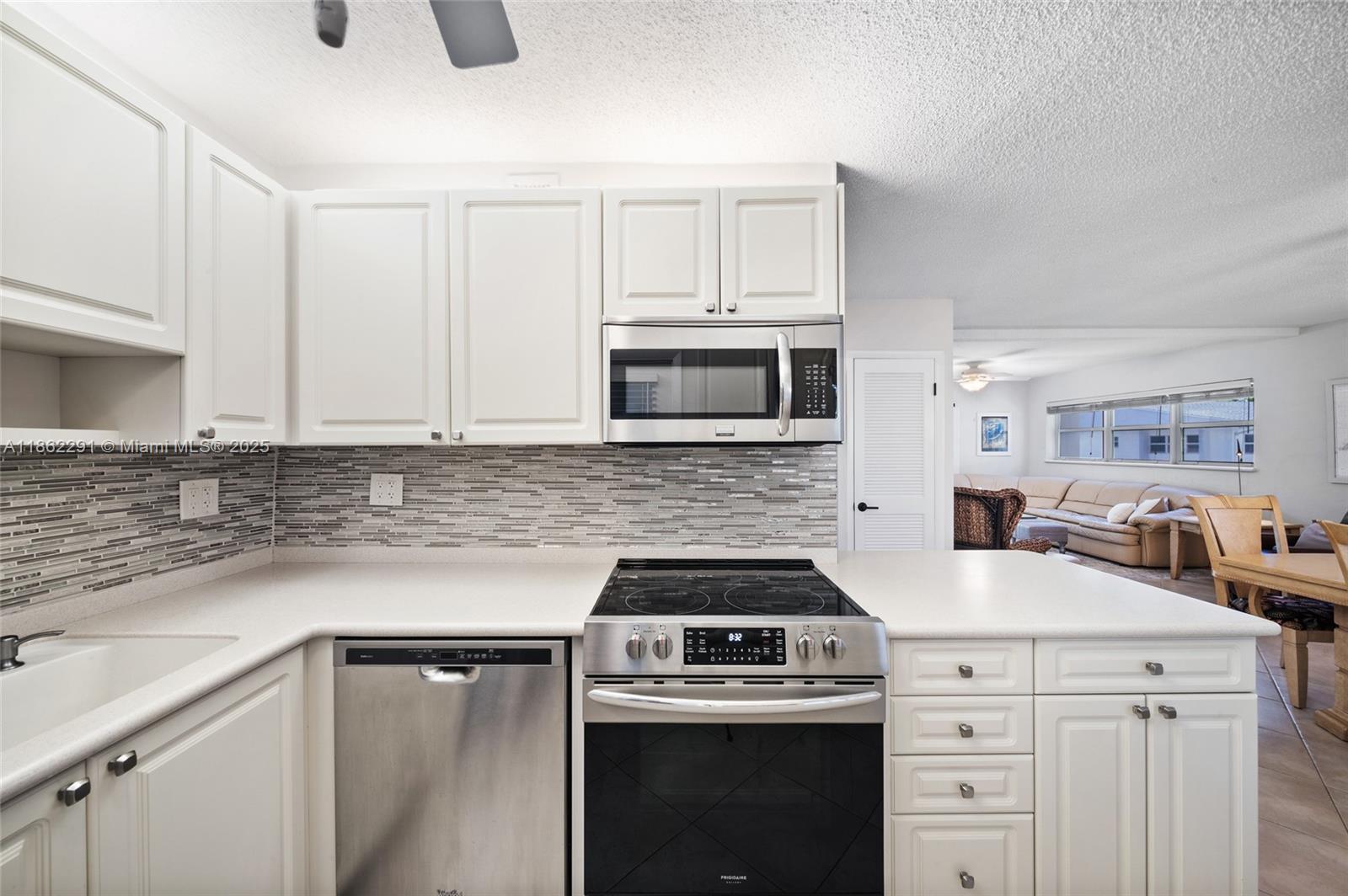 AMBASSADOR NORTH CO-OP - Residential