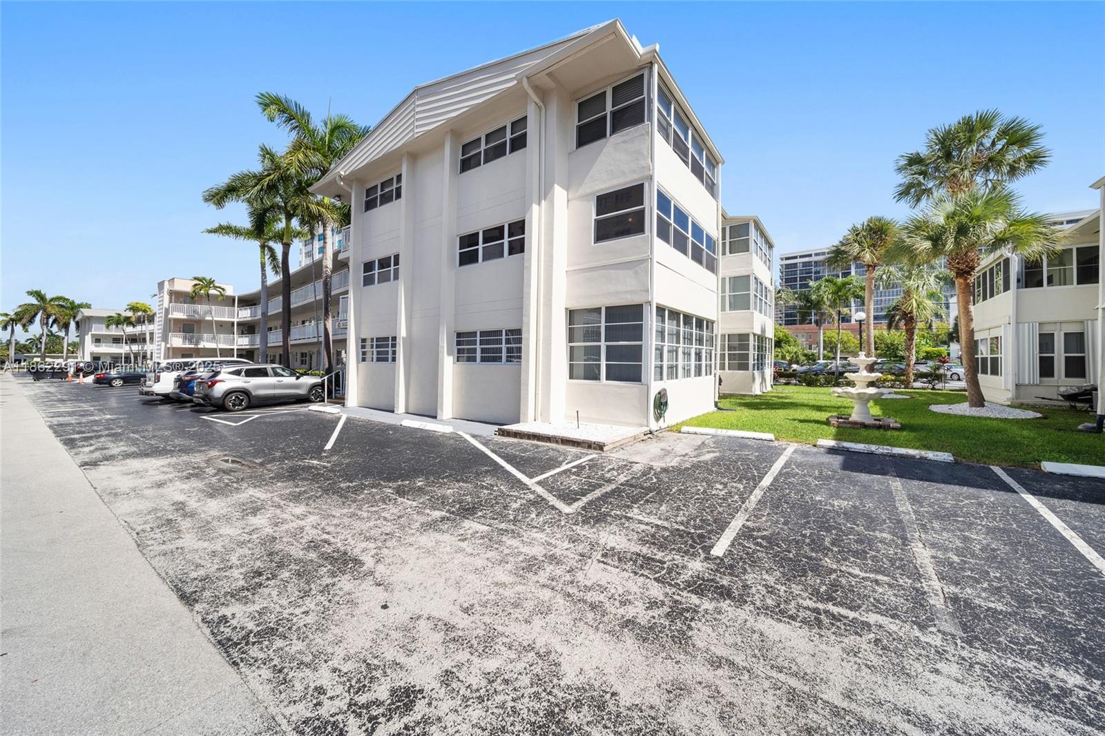 AMBASSADOR NORTH CO-OP - Residential