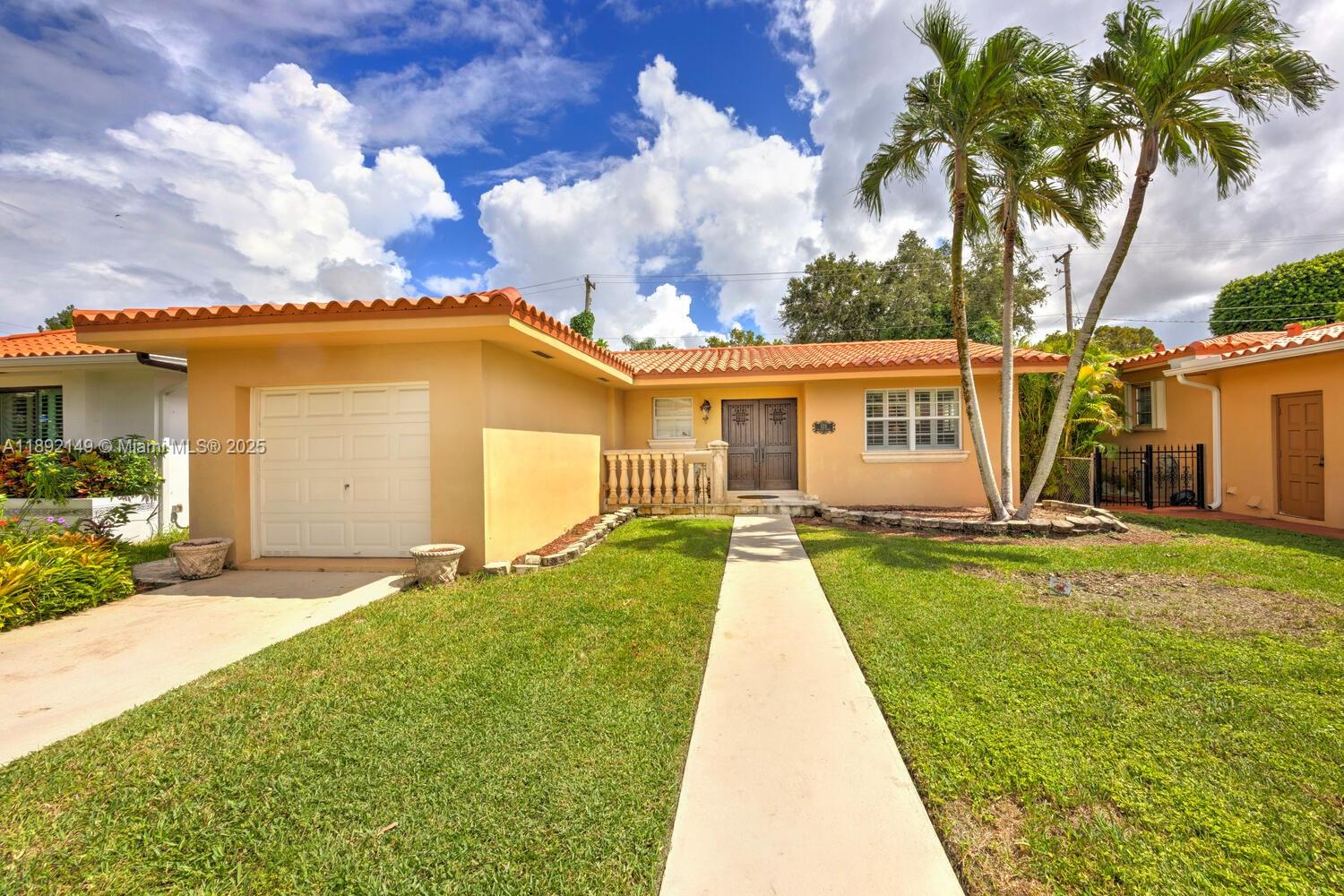 TAMIAMI PLACE PLAN 2 - Residential