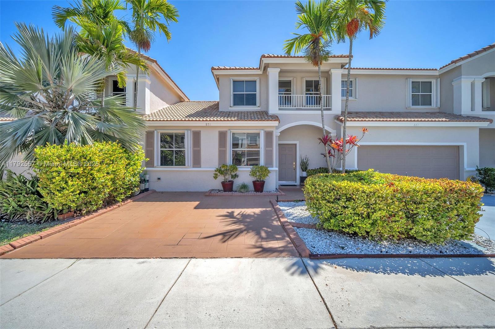 Rental Property at 871 Nw 130th Ave 871, Pembroke Pines, Miami-Dade County, Florida - Bedrooms: 2 
Bathrooms: 3  - $3,500 MO.
