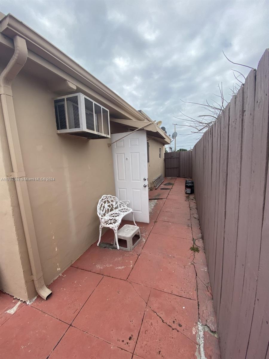 SARBEY CENTER SUB - Residential Lease