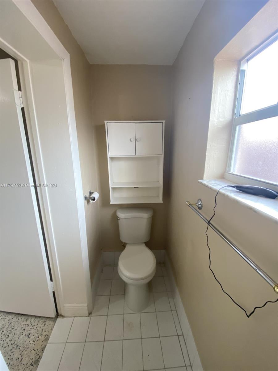 SARBEY CENTER SUB - Residential Lease
