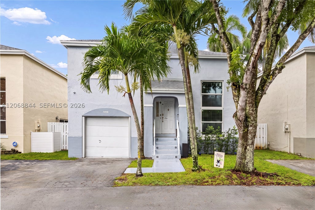 Photo of 7216 SW 44th Ct, Davie, FL 33314 (MLS # A12068844)