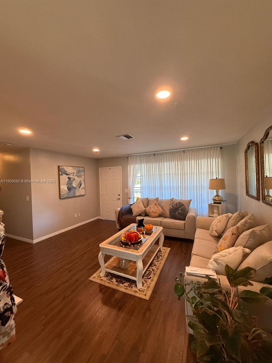 PORT ST LUCIE FLORESTA PI - Residential