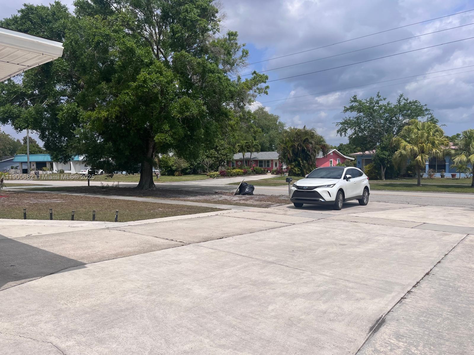 PORT ST LUCIE FLORESTA PI - Residential