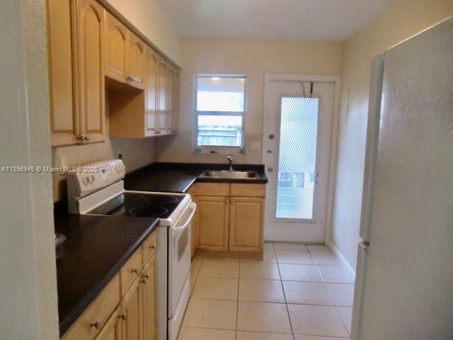 CORAL RIDGE GALT ADD NO 2 - Residential Lease