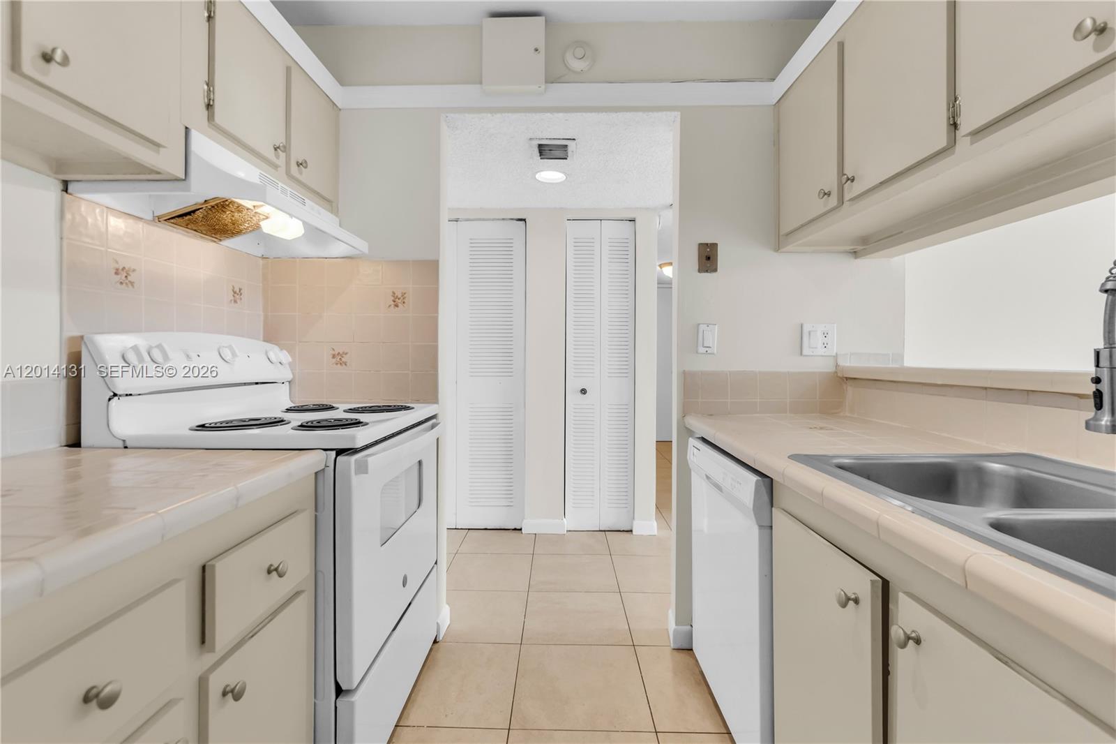 PEPPERMILL KENDALE LKS W - Residential