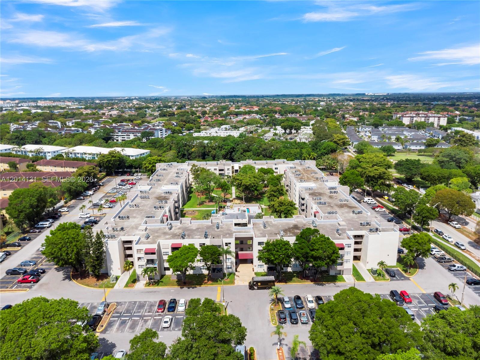PEPPERMILL KENDALE LKS W - Residential
