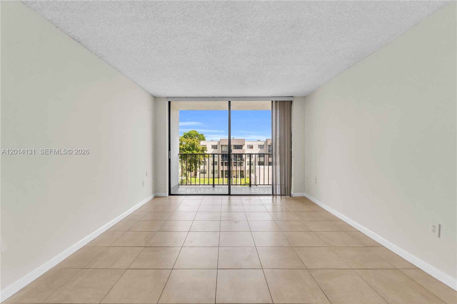 PEPPERMILL KENDALE LKS W - Residential