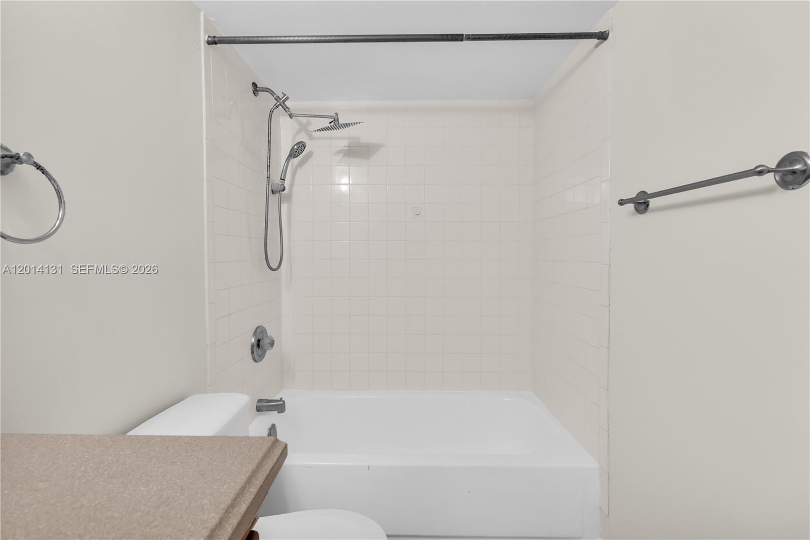 PEPPERMILL KENDALE LKS W - Residential