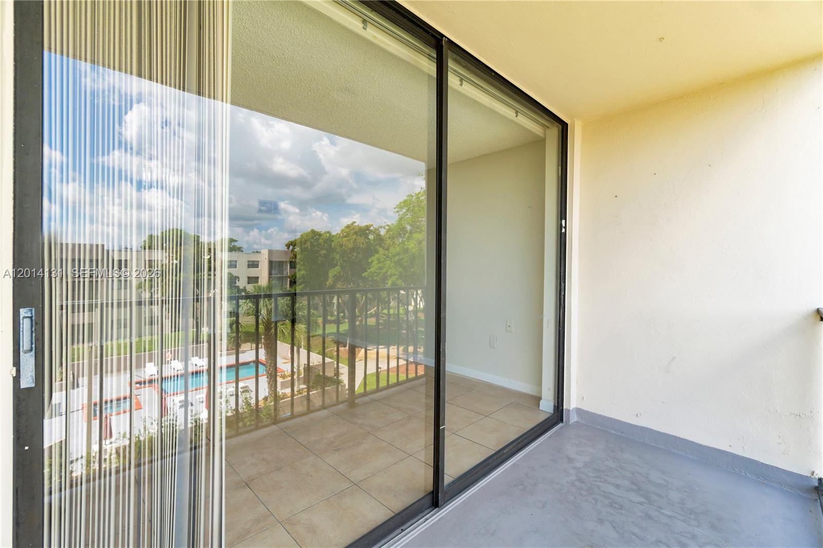PEPPERMILL KENDALE LKS W - Residential