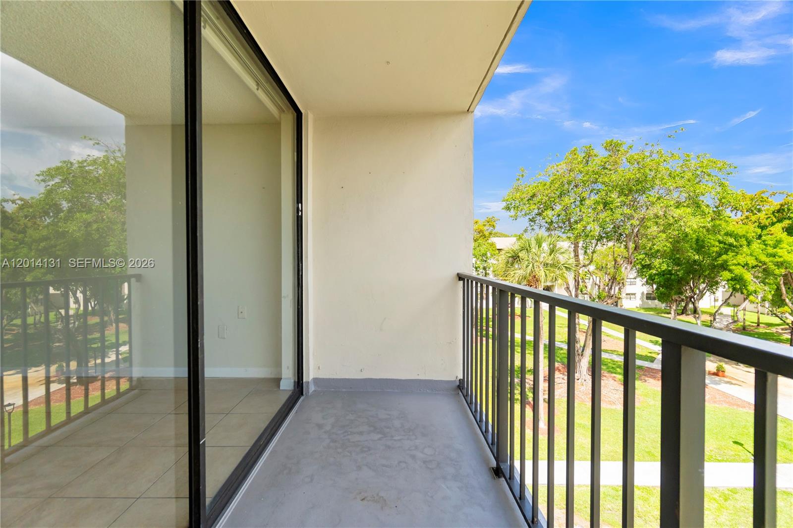 PEPPERMILL KENDALE LKS W - Residential